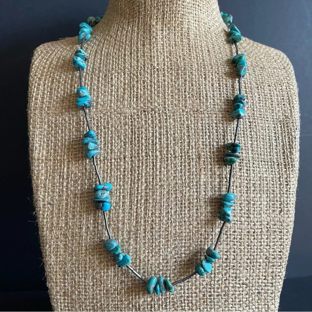 Vintage Turquoise Beaded Necklace